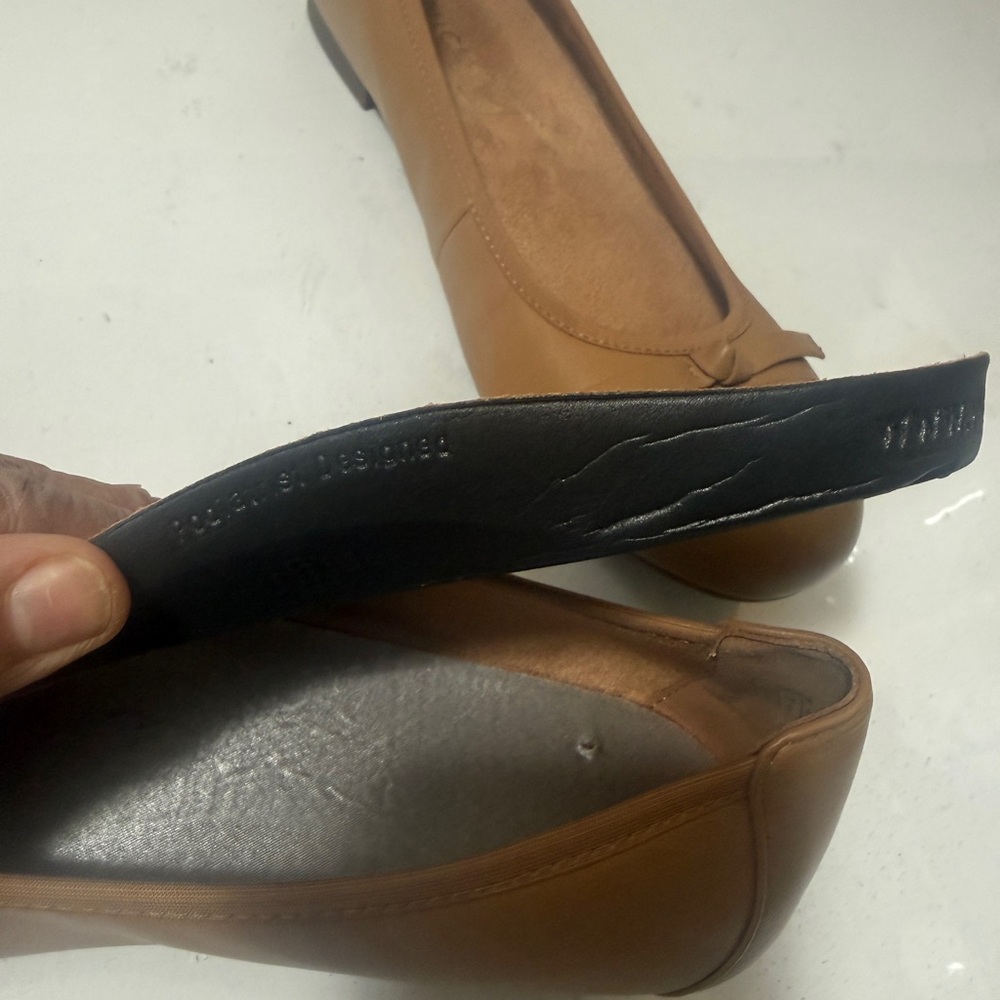 Leather ballet flats,Vionic Amorie Skimmers in new conditions orthopedic comfort - Picture 11 of 16